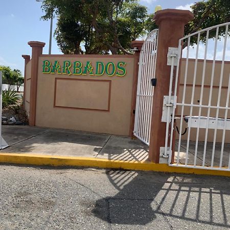 Hotel Caribbean Escape Portmore Exterior foto